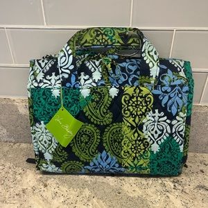 Vera Bradley Hanging Organizer Caribbean Sea.  New with Tags.